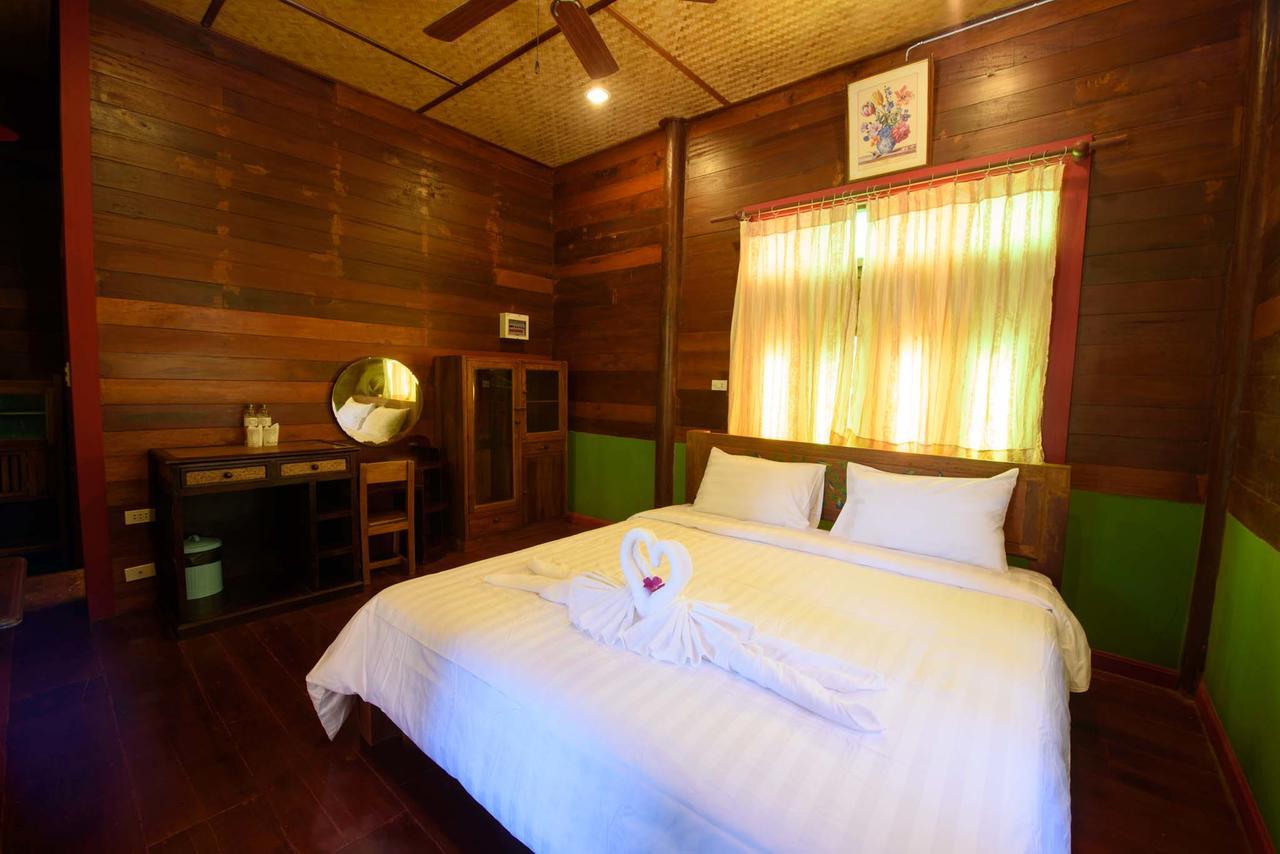 Ruen Khaoyai Hotel Pak Chong Buitenkant foto