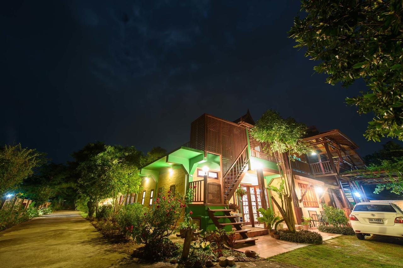 Ruen Khaoyai Hotel Pak Chong Buitenkant foto